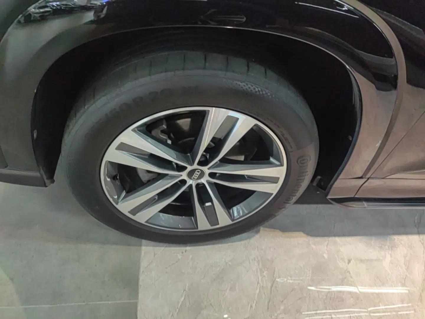 Audi Q6 2023 45 TFSI quattro Qiyun Edition Flying Rider Package — миниатюра 10