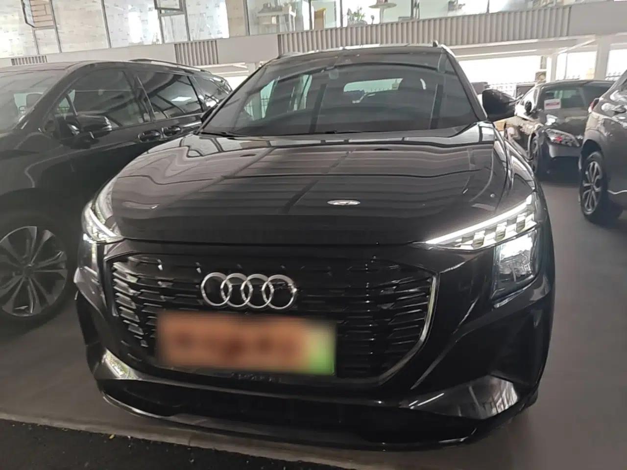 Audi Q5 e-tron 2022 40 e-tron Starry Edition Luxury Package — миниатюра 2
