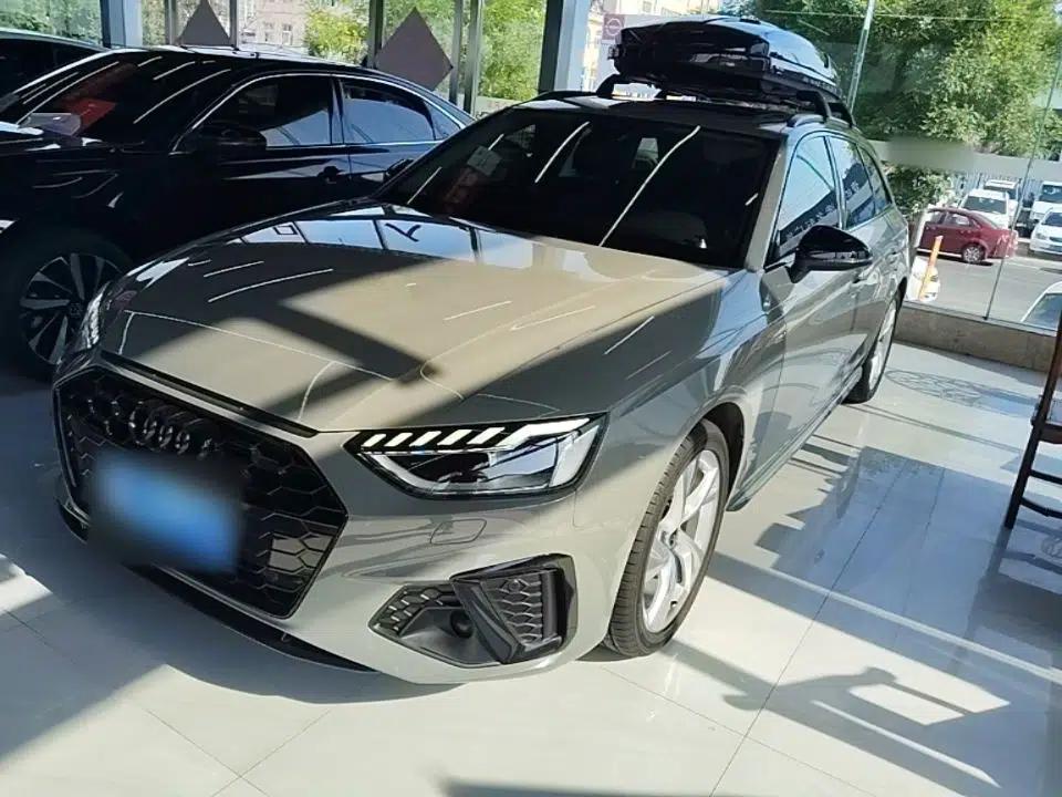 Audi A4 2022 Avant 40 TFSI Fashion Dynamic Model — миниатюра 1