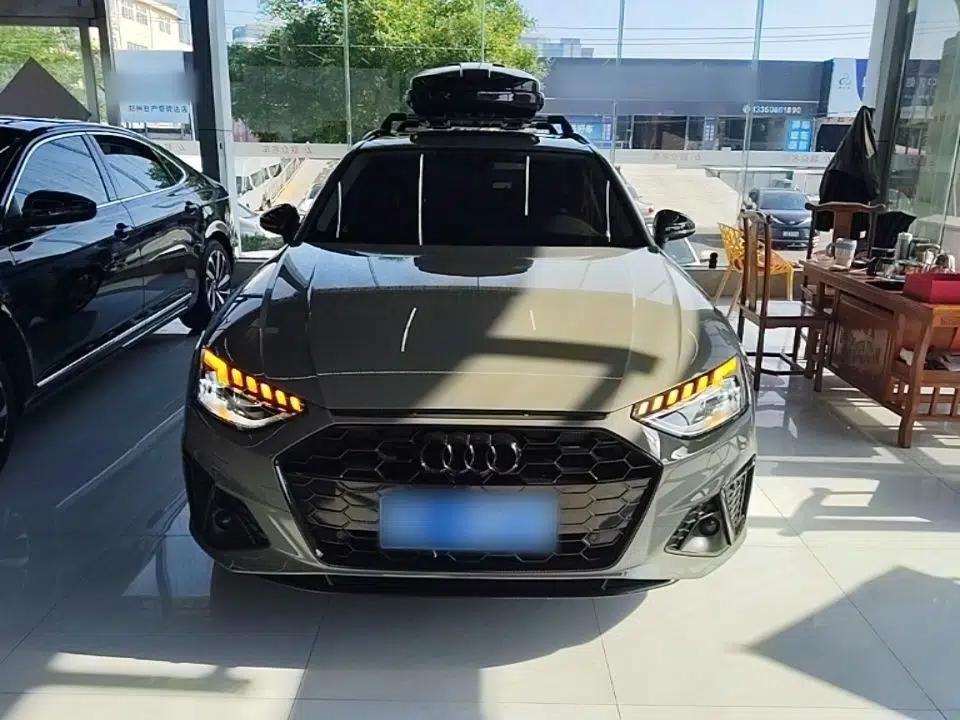 Audi A4 2022 Avant 40 TFSI Fashion Dynamic Model — миниатюра 2