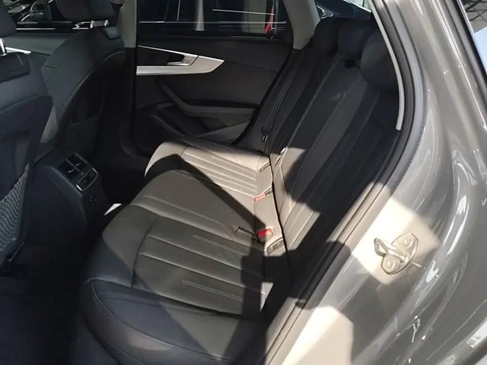 Audi A4 2022 Avant 40 TFSI Fashion Dynamic Model — миниатюра 20