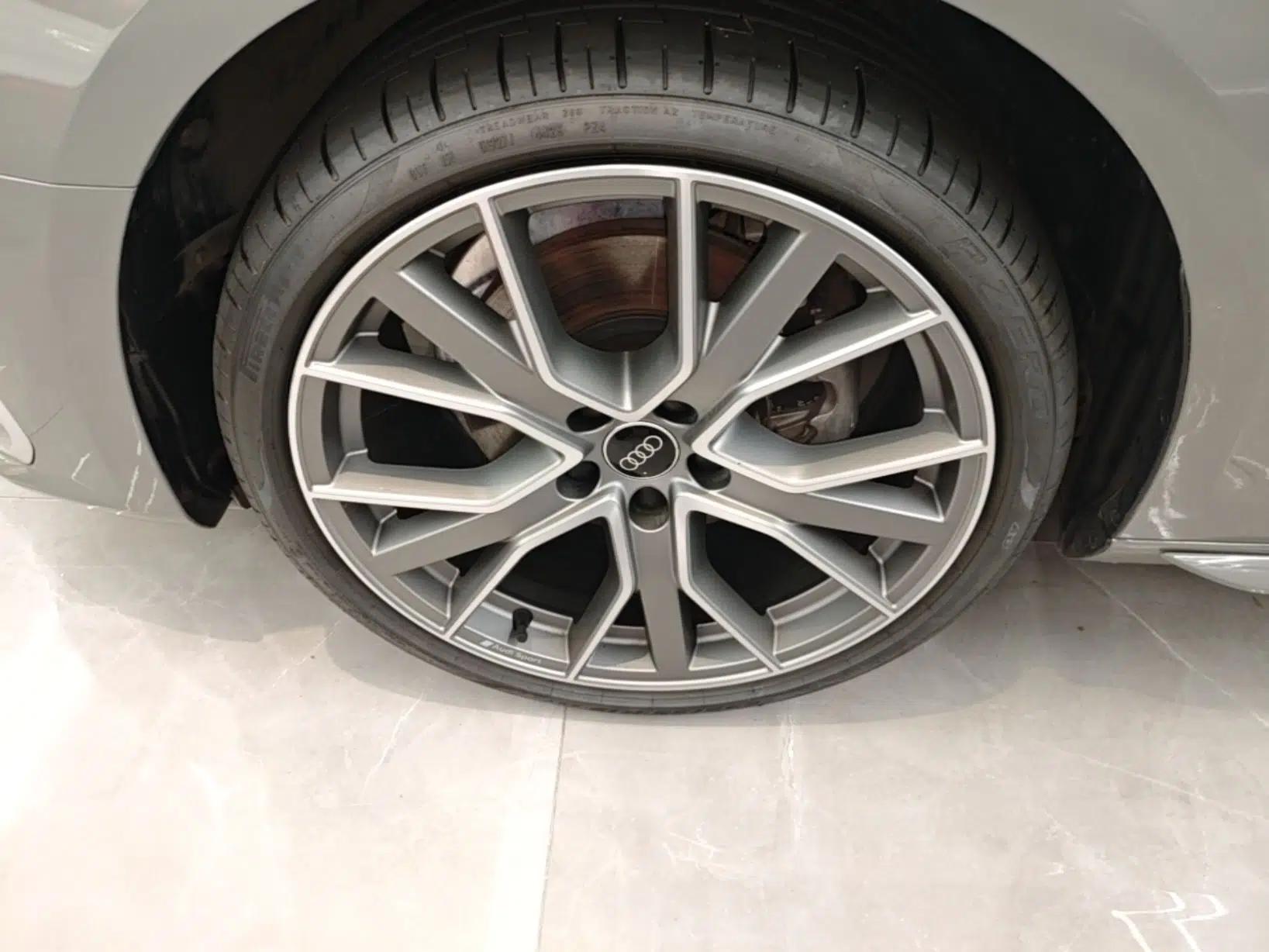 Audi A4 2021 Avant 40 TFSI Pioneer Star Edition — миниатюра 10