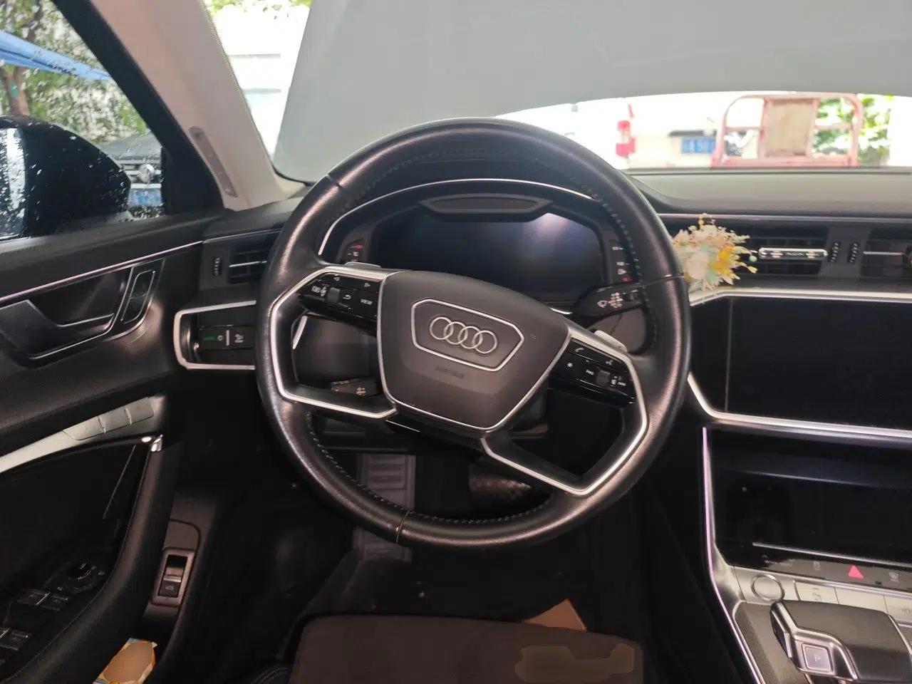 Audi A6 2020 allroad quattro Explorer 55 TFSI Prestige Off-Road Model — миниатюра 10