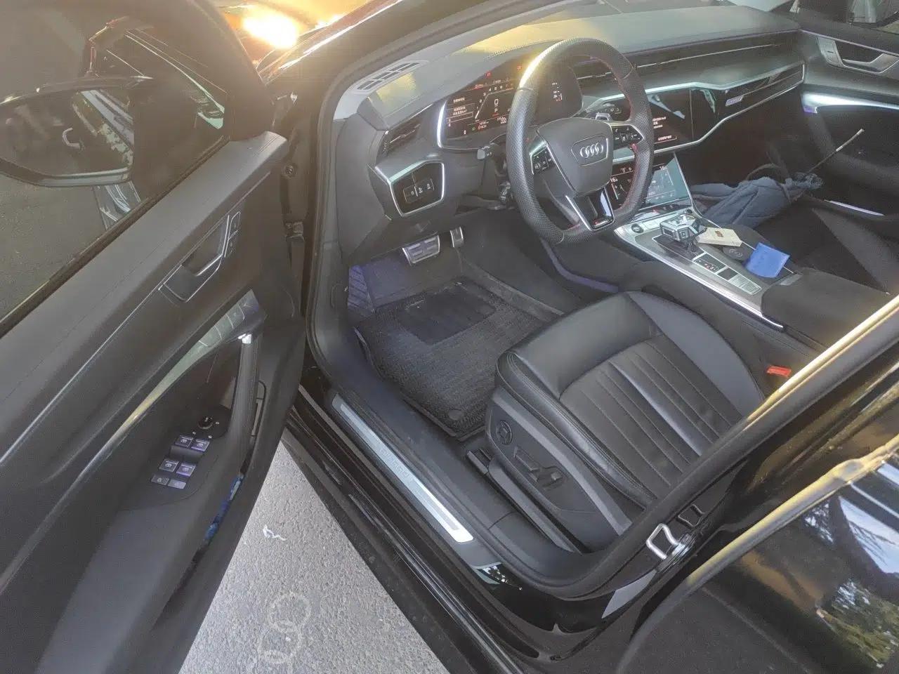 Audi A6 2022 allroad quattro Explorer 55 TFSI Prestige Off-Road Model — миниатюра 16