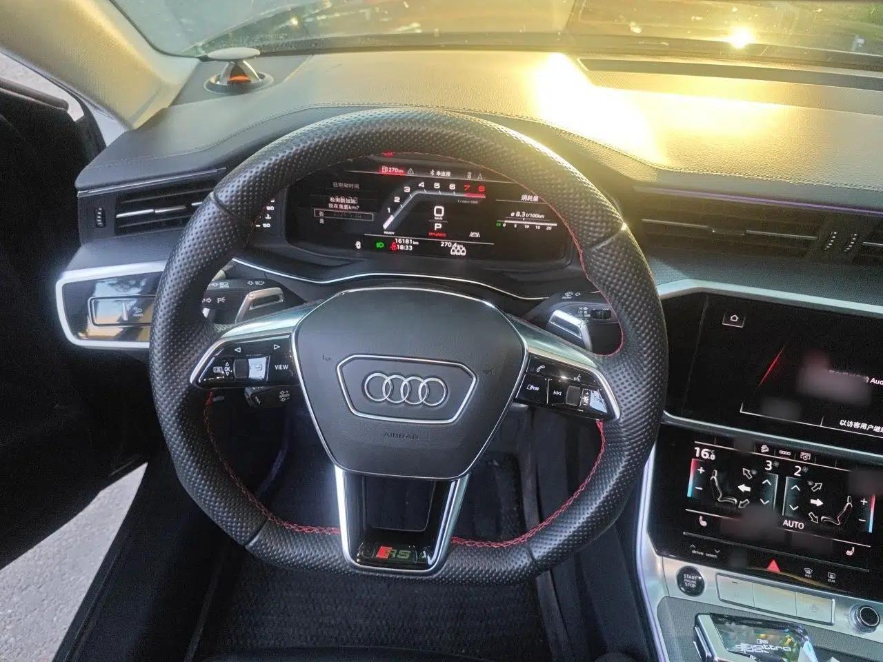 Audi A6 2022 allroad quattro Explorer 55 TFSI Prestige Off-Road Model — миниатюра 10
