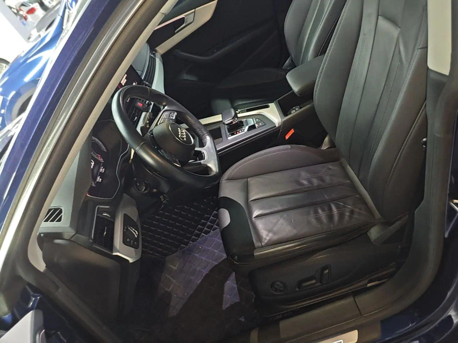Audi A5 2021 Sportback 40 TFSI Fashionable and Dynamic Model — миниатюра 17