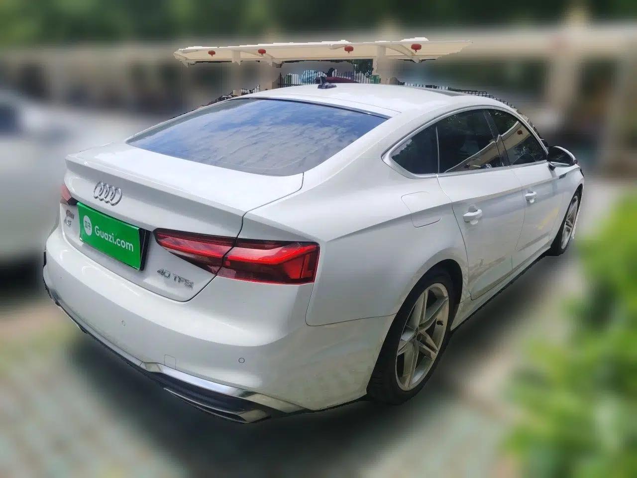 Audi A5 2022 Sportback 40 TFSI Fashionable and Dynamic Model — миниатюра 6