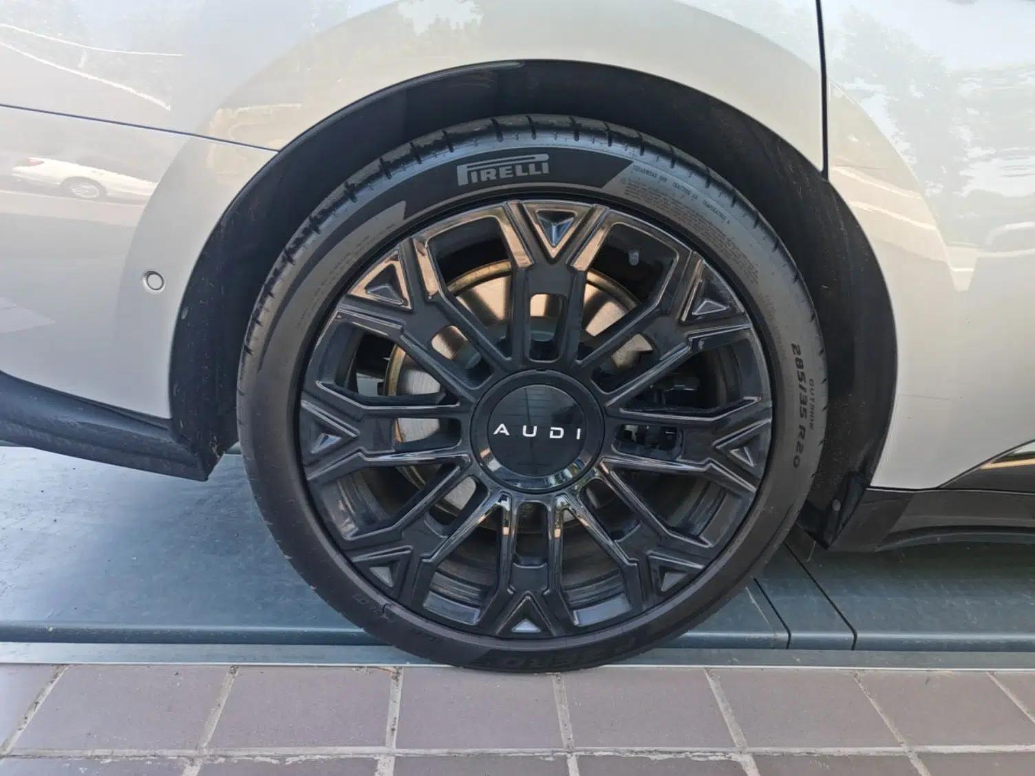 Audi E5 Sportback 2026 Designated Performance Quattro Model — миниатюра 11