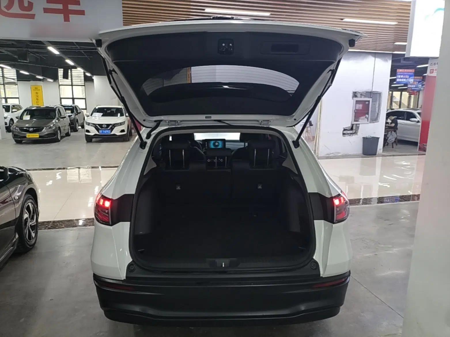 Honda HR-V 2023 240TURBO Jingrui Edition — миниатюра 27
