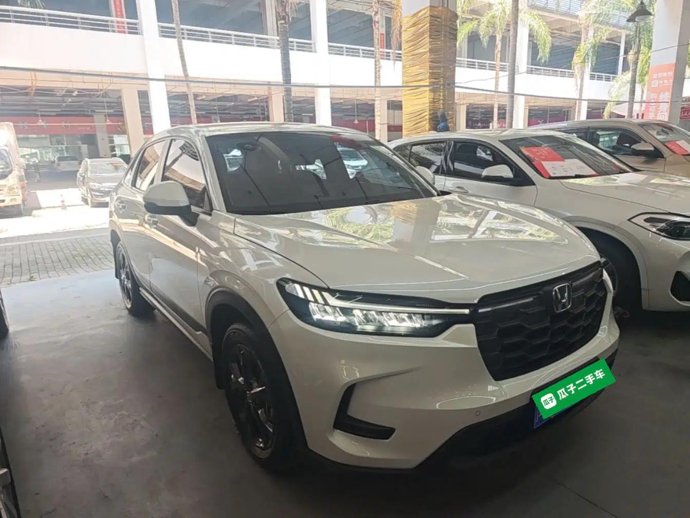 Honda HR-V 2023 240TURBO Enjoyment Edition — миниатюра 3