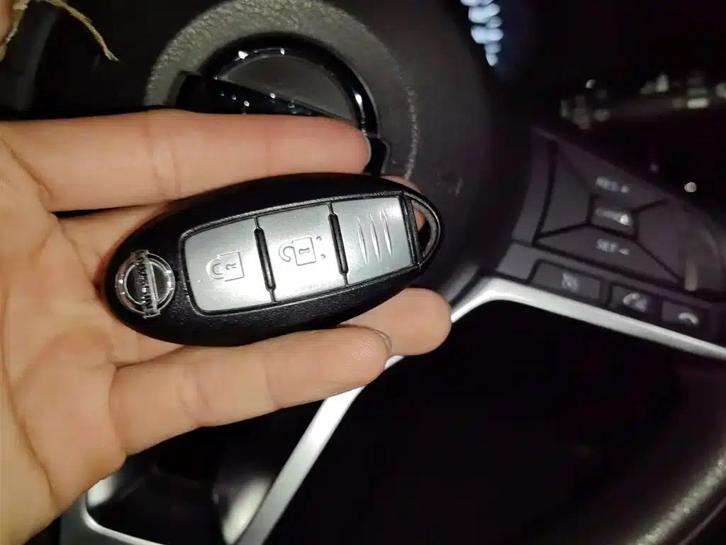 Nissan X-Trail 2017 2.0L CVT Comfort Edition 2WD — миниатюра 12