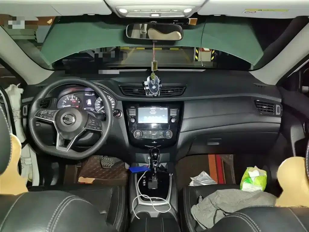 Nissan X-Trail 2017 2.0L CVT Comfort Edition 2WD — миниатюра 13