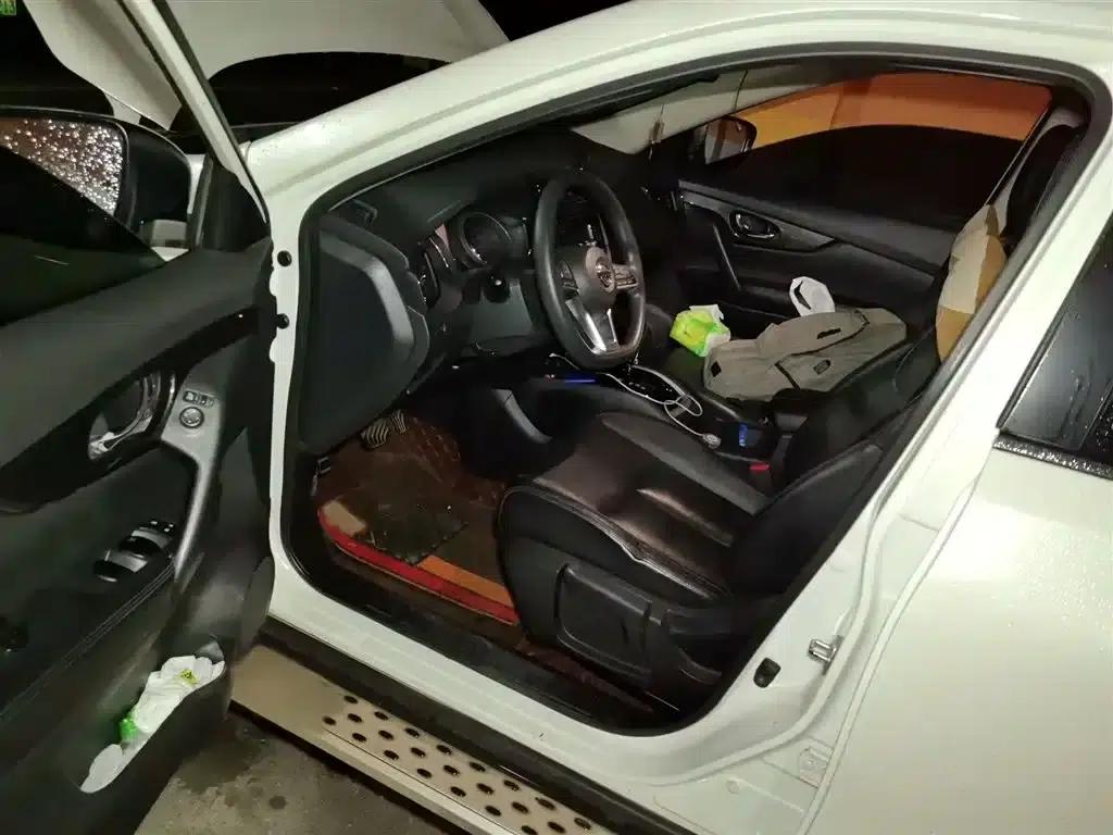 Nissan X-Trail 2017 2.0L CVT Comfort Edition 2WD — миниатюра 14