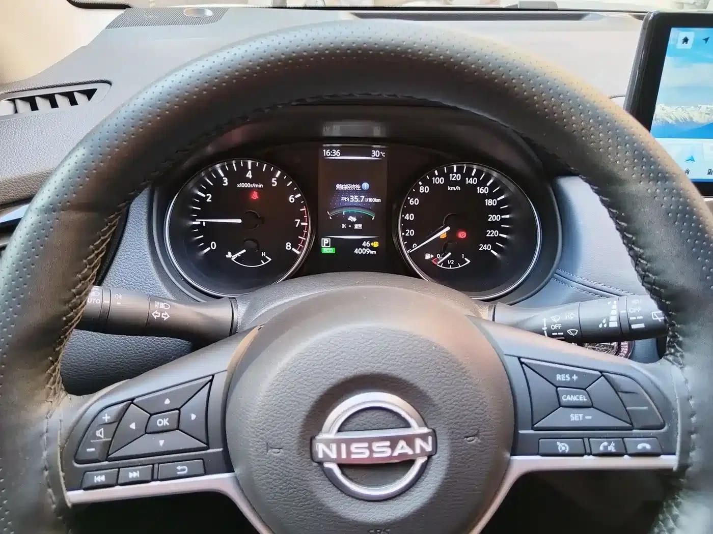 Nissan Qashqai 2025 Facelift Honor 2.0L CVT XV+ Leading Edition — миниатюра 2
