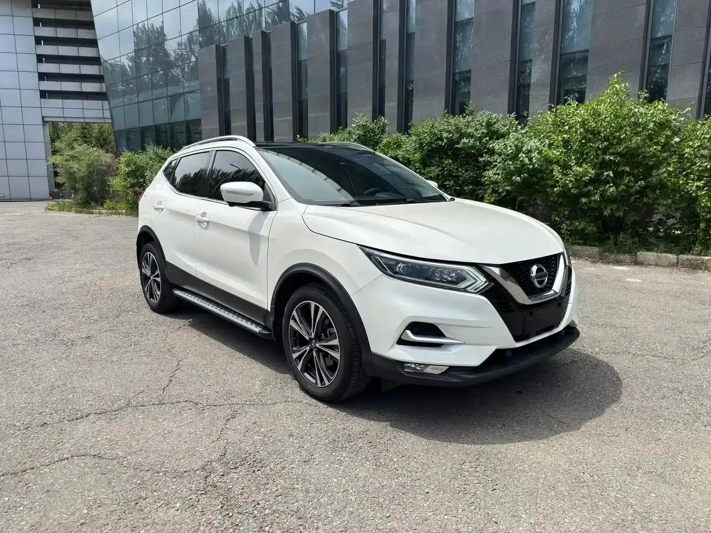 Nissan Qashqai 2022 2.0L CVT XV Prem Luxury Edition — миниатюра 3