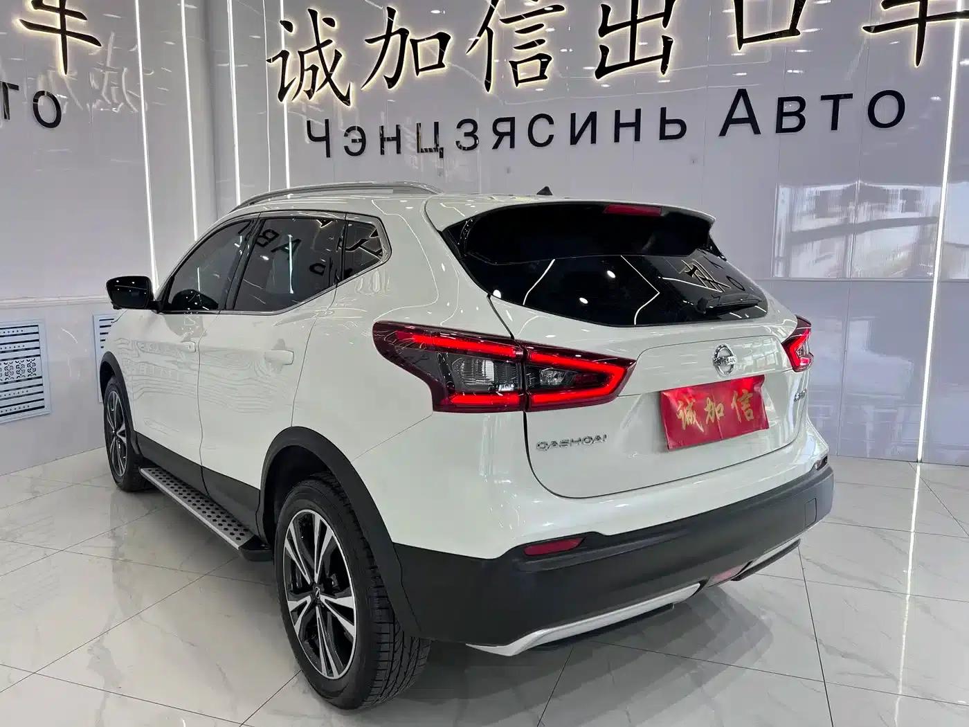 Nissan Qashqai 2022 2.0L CVT XV Prem Luxury Edition — миниатюра 6