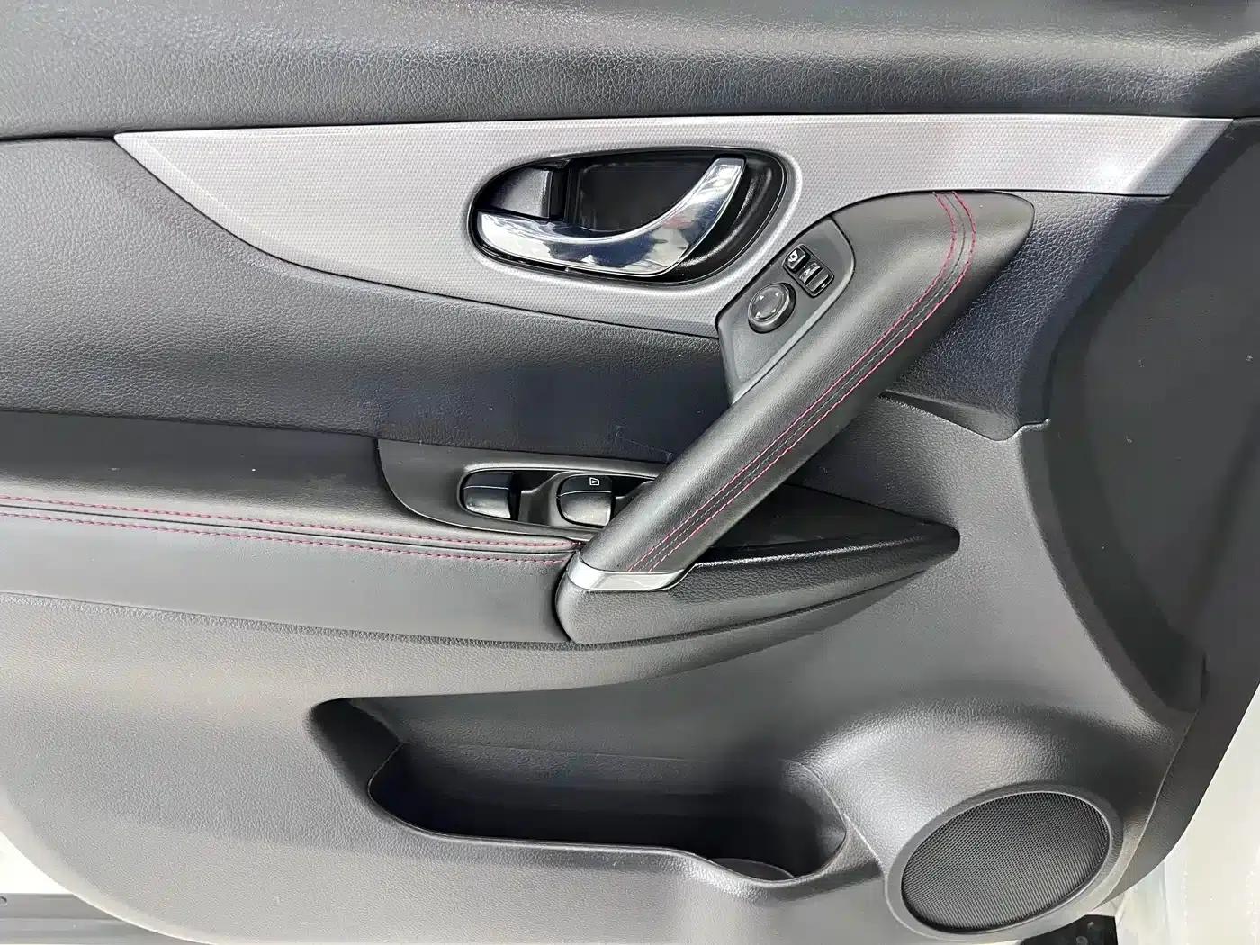 Nissan Qashqai 2022 2.0L CVT XV Prem Luxury Edition — миниатюра 8