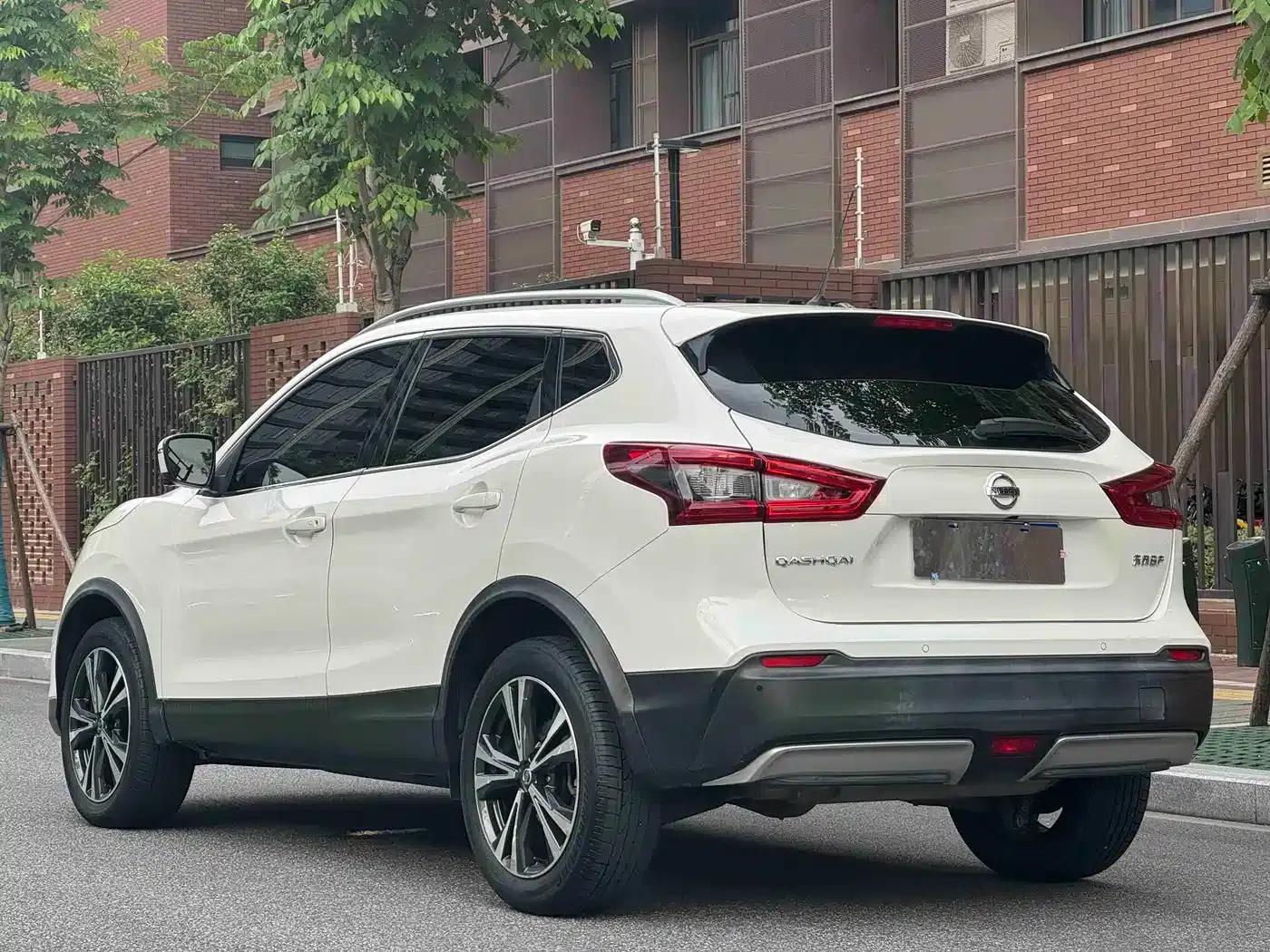 Nissan Qashqai 2022 2.0L CVT XV Prem Luxury Edition — миниатюра 14