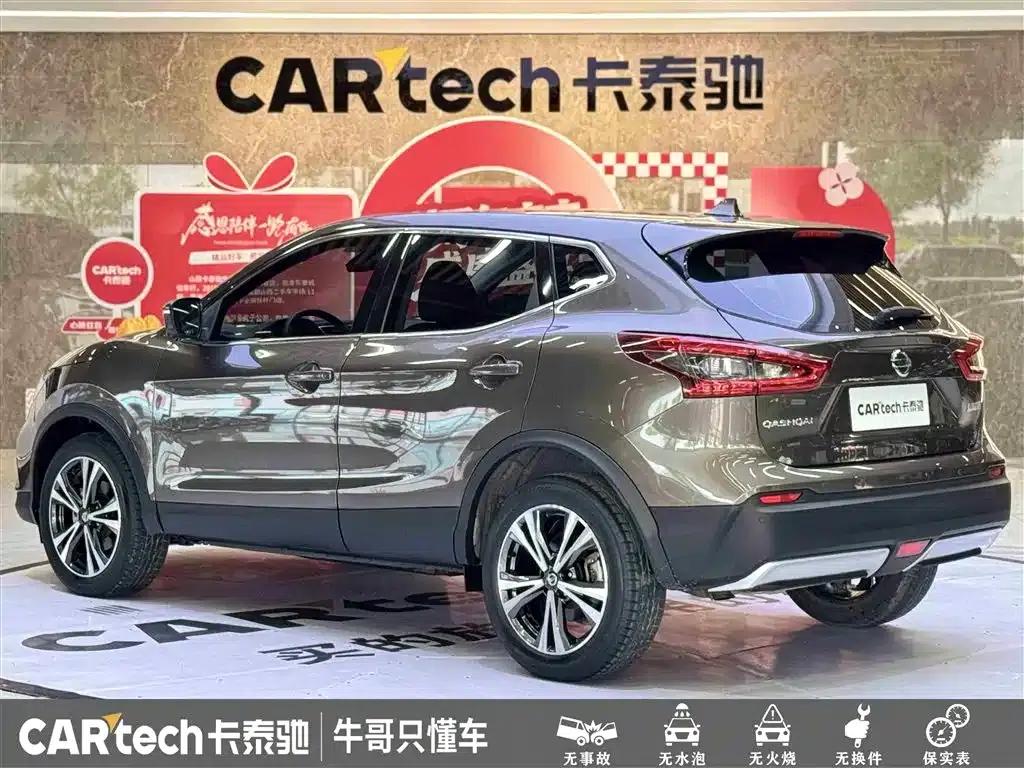 Nissan Qashqai 2021 2.0L CVT Luxury Edition — миниатюра 6