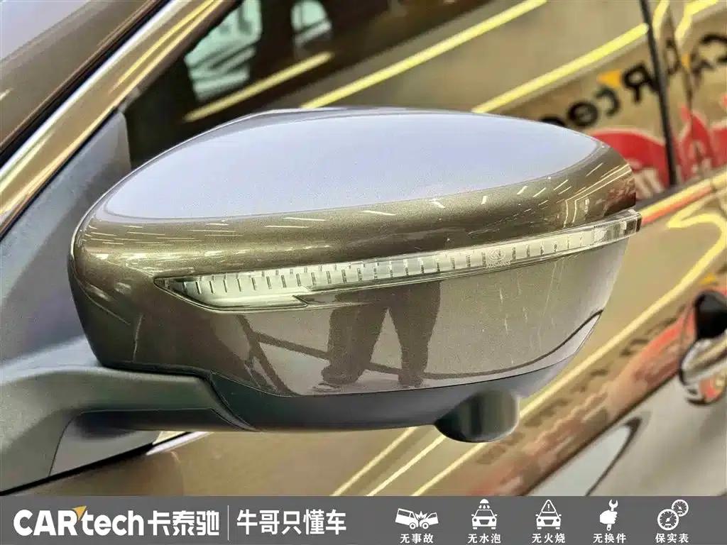 Nissan Qashqai 2021 2.0L CVT Luxury Edition — миниатюра 9
