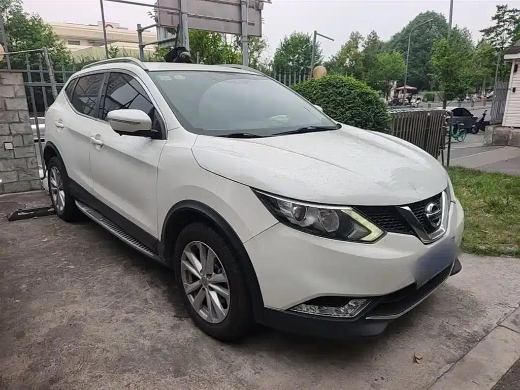 Nissan Qashqai 2016 2.0L CVT Elite Edition — миниатюра 4