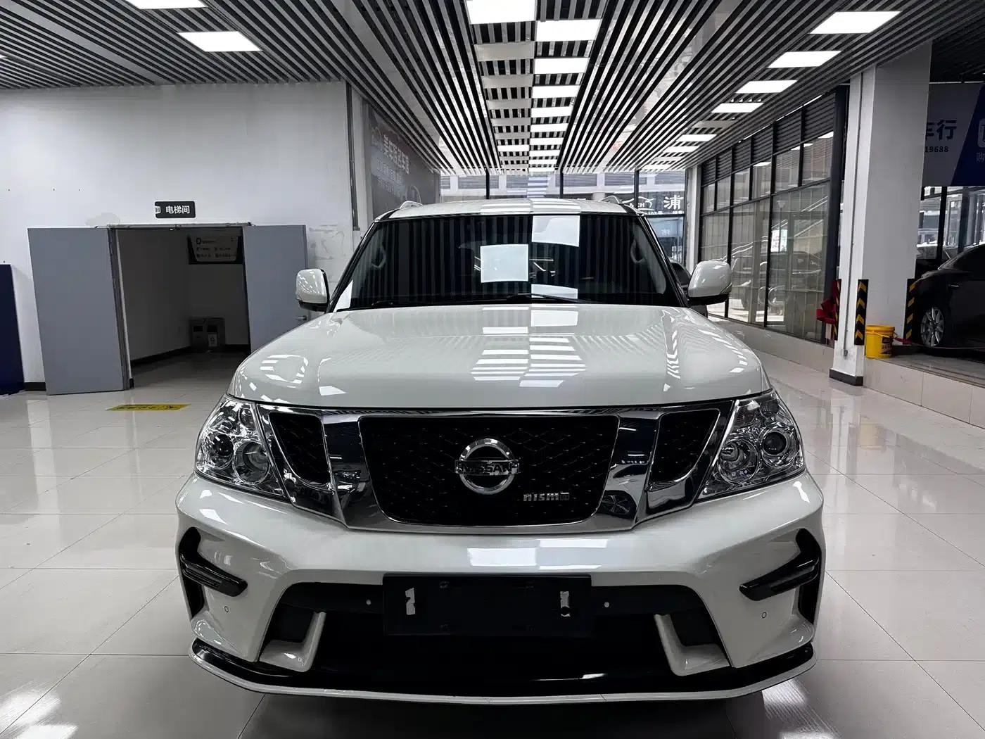 Nissan Patrol 2018 4.0L Leader Edition — миниатюра 2