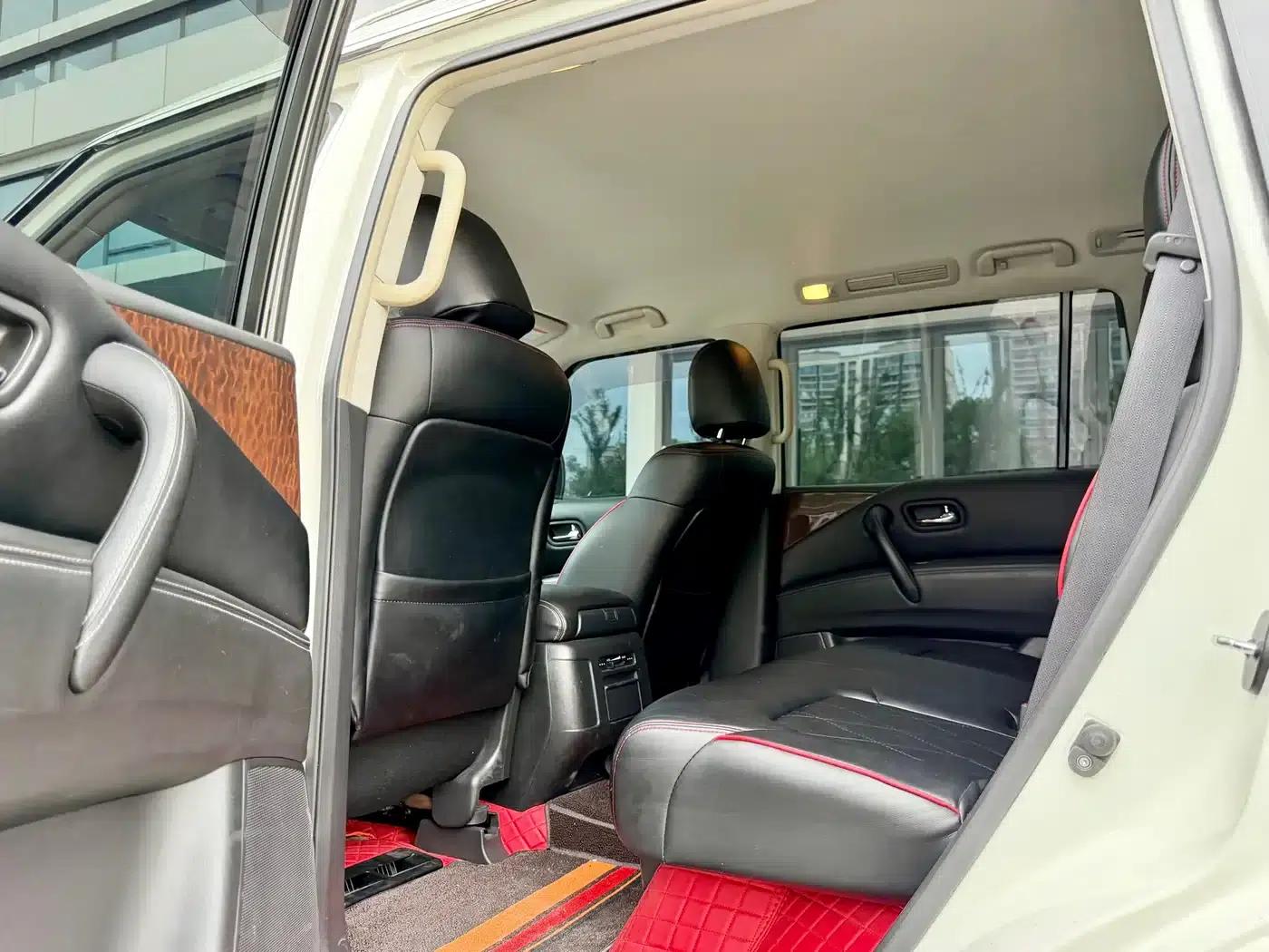 Nissan Patrol 2018 4.0L Leader Edition — миниатюра 7