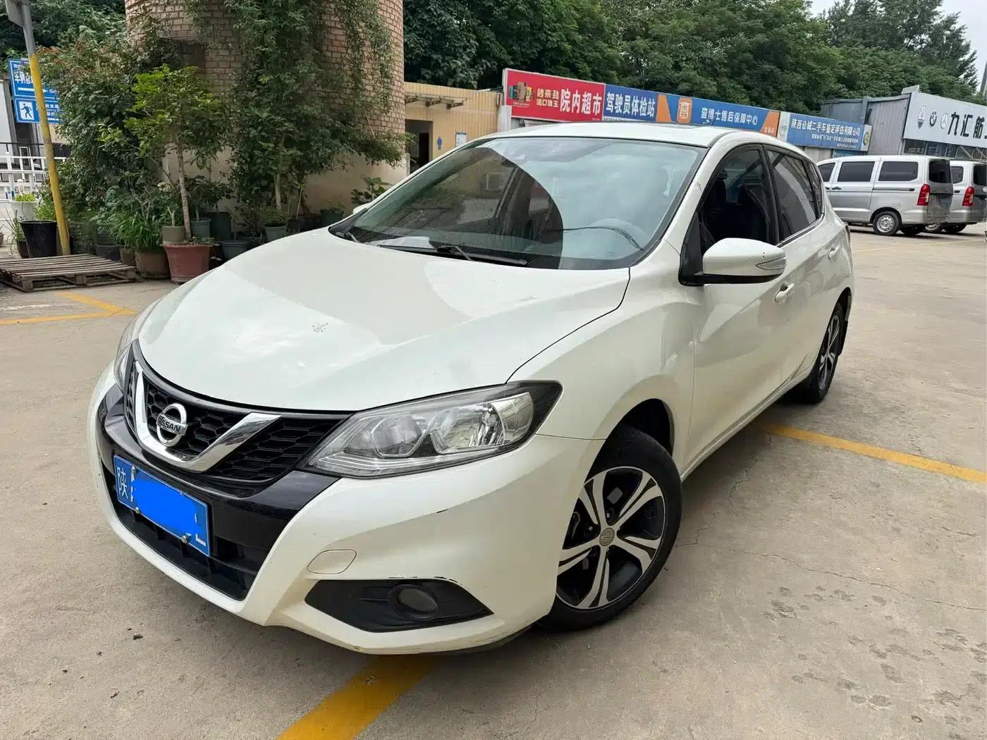 2016 Tiida 1.6L CVT Smart Edition — миниатюра 1