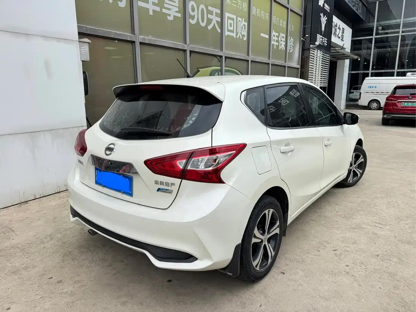 2016 Tiida 1.6L CVT Smart Edition — миниатюра 3