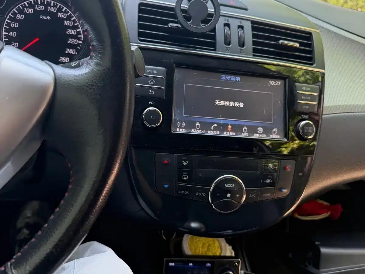 2011 Tiida 1.6T M-CVT Sport Edition — миниатюра 16