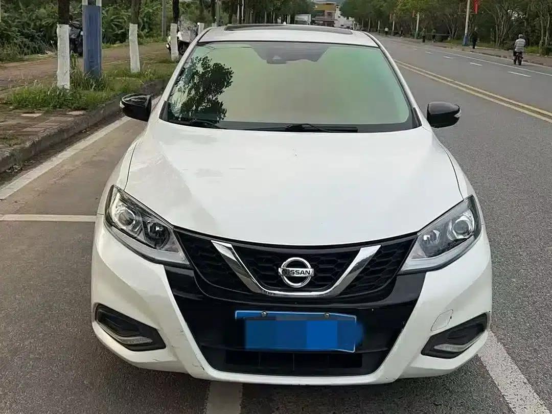 2021 Tiida 1.6L CVT Smart Edition — миниатюра 2