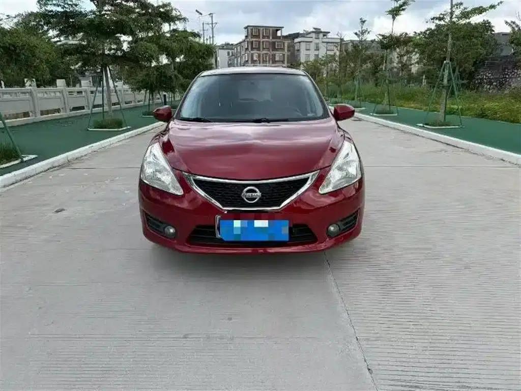 Tiida 2011 1.6L CVT Smart — миниатюра 1