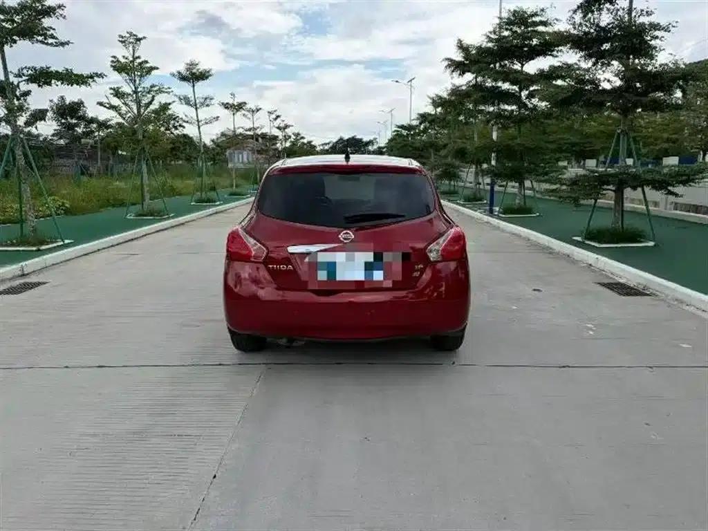 Tiida 2011 1.6L CVT Smart — миниатюра 5