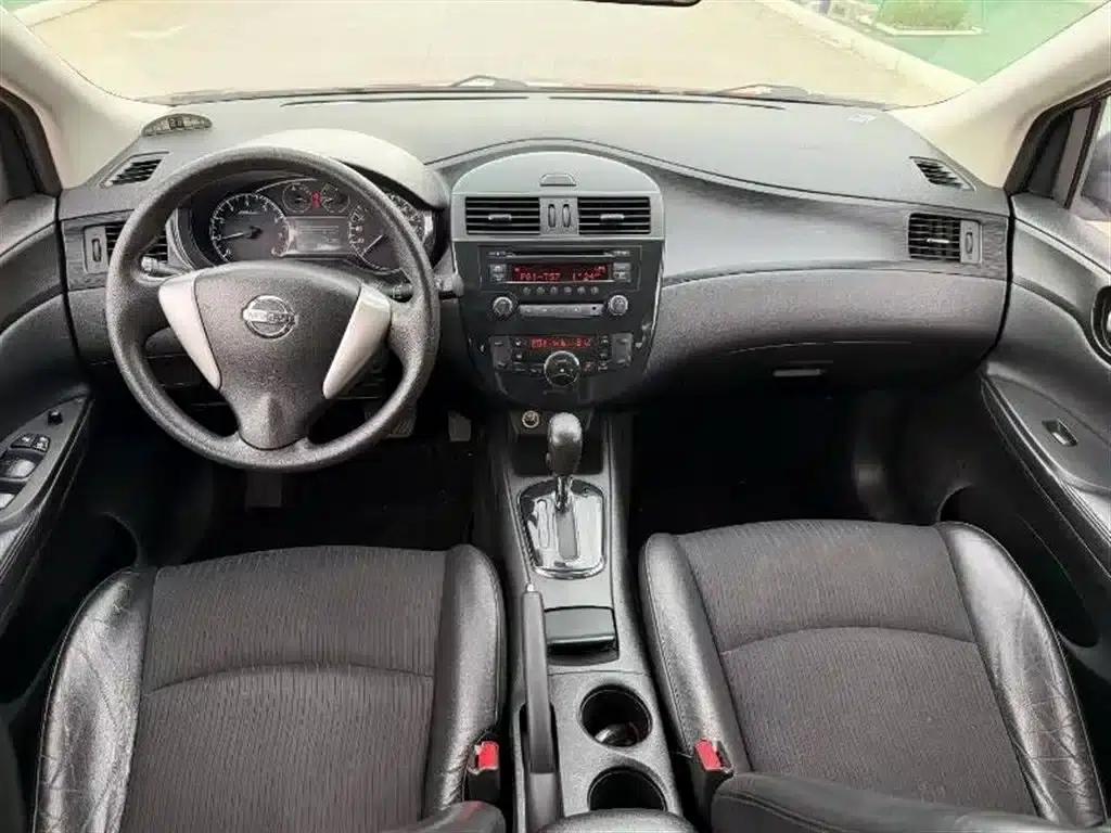 Tiida 2011 1.6L CVT Smart — миниатюра 6
