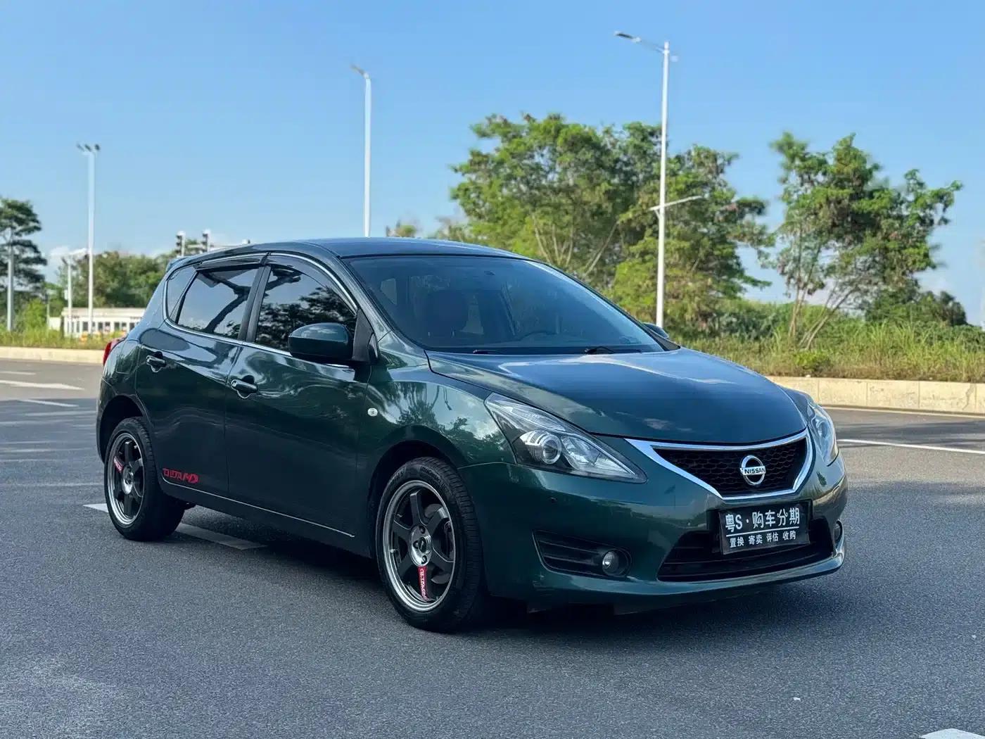 2011 Tiida 1.6T Manual Dynamic Edition — миниатюра 3