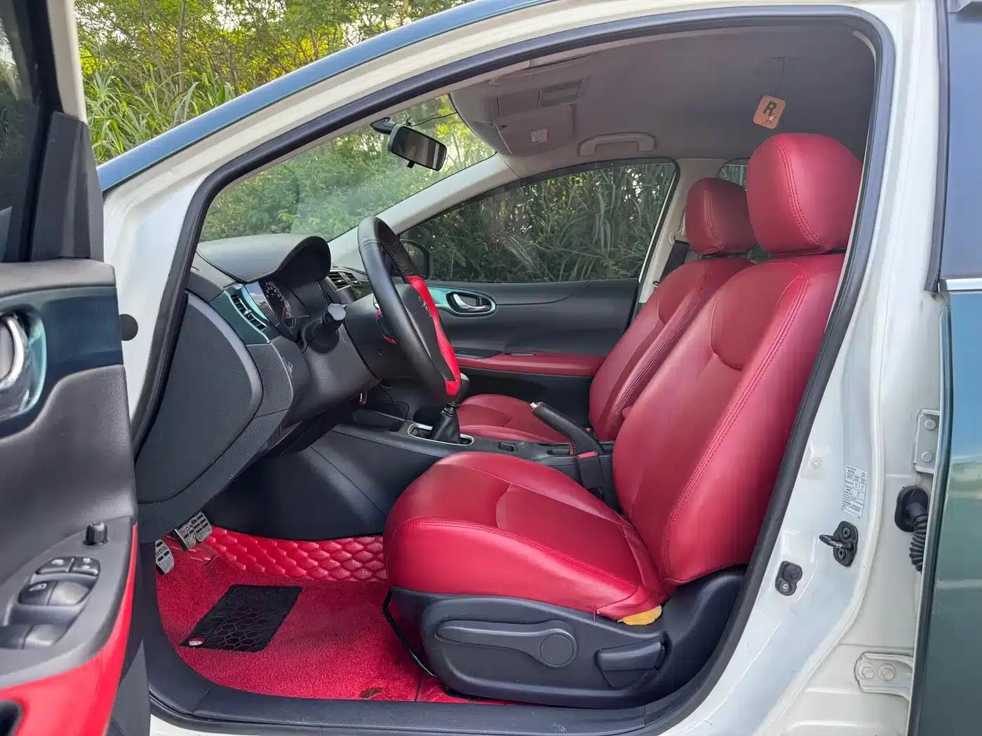 2011 Tiida 1.6T Manual Dynamic Edition — миниатюра 5