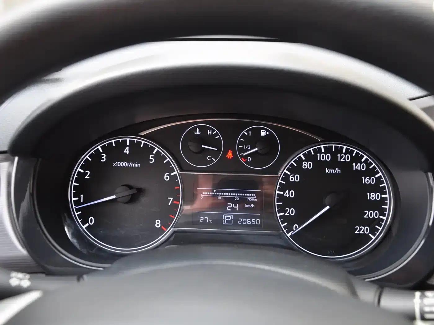 2014 Tiida 1.6L CVT Smart — миниатюра 13