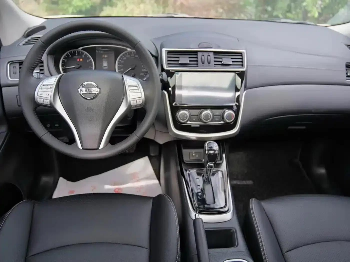 2021 Tiida 1.6L CVT Smart Edition — миниатюра 4