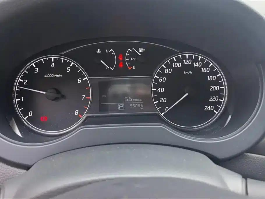 2021 Tiida 1.6L CVT Sport Edition — миниатюра 14