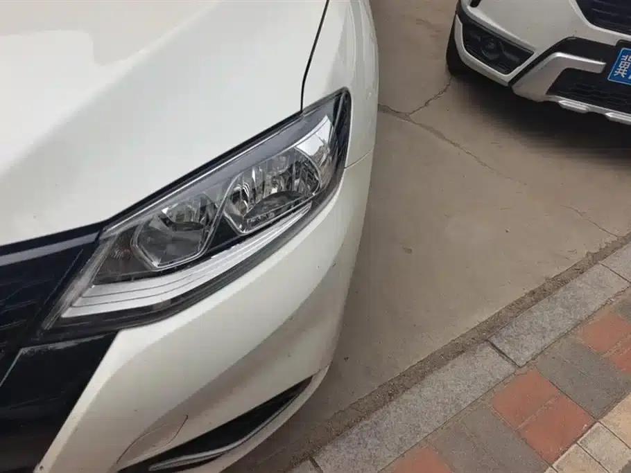 2021 Tiida 1.6L CVT Sport Edition — миниатюра 5