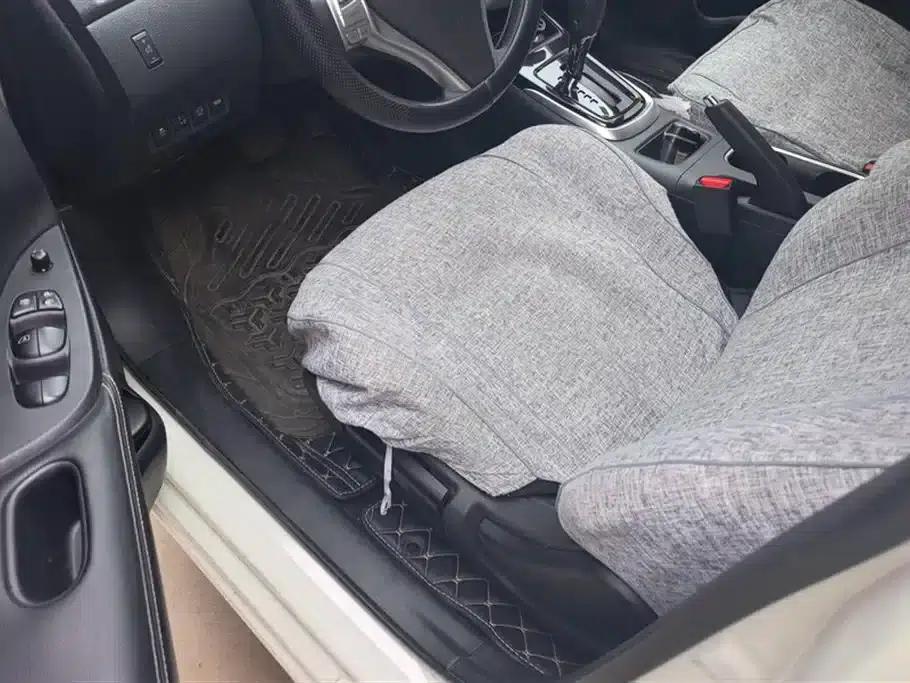 2021 Tiida 1.6L CVT Sport Edition — миниатюра 9