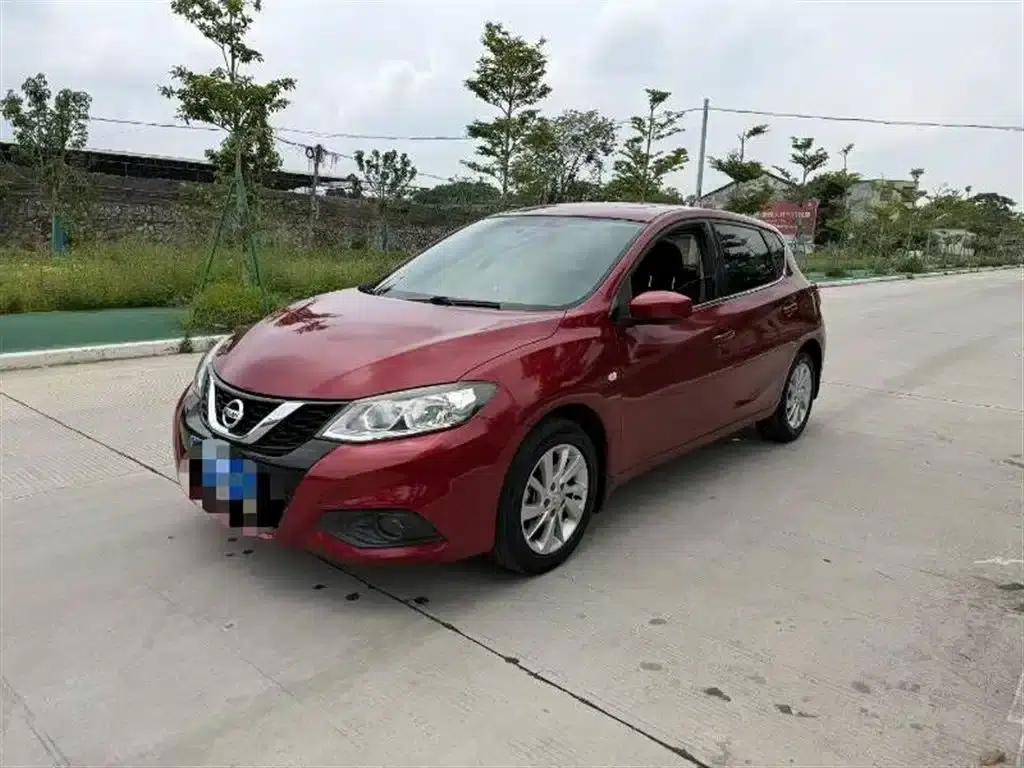 2016 Tiida 1.6L CVT Sport Edition — миниатюра 3