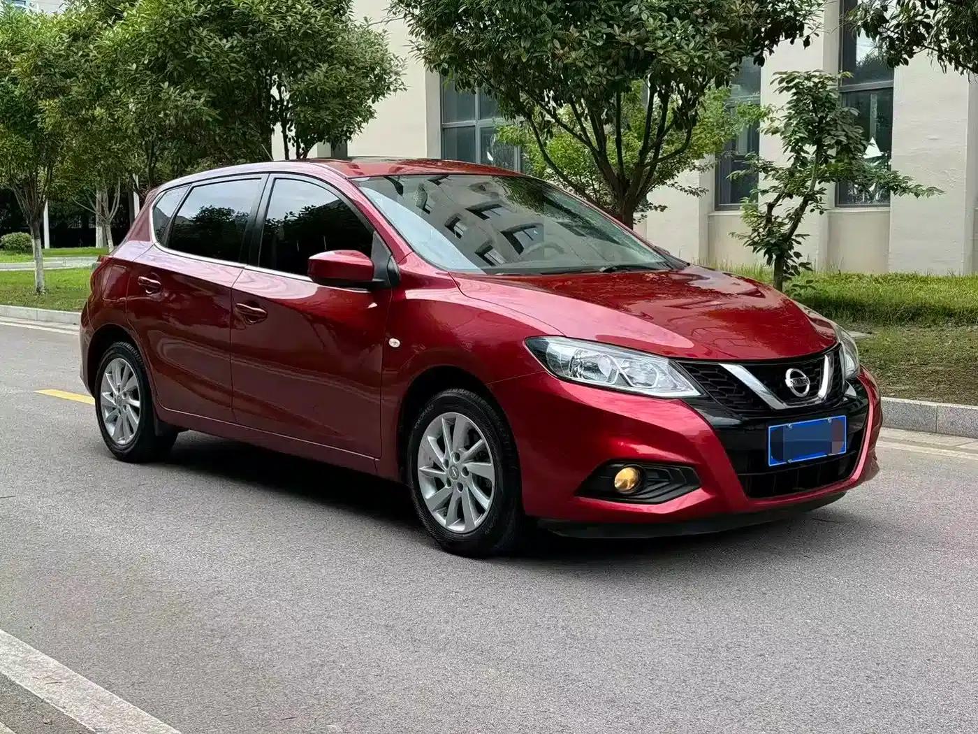 2016 Tiida 1.6L CVT Sport Edition — миниатюра 3