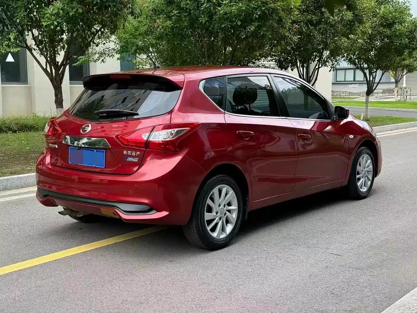 2016 Tiida 1.6L CVT Sport Edition — миниатюра 4