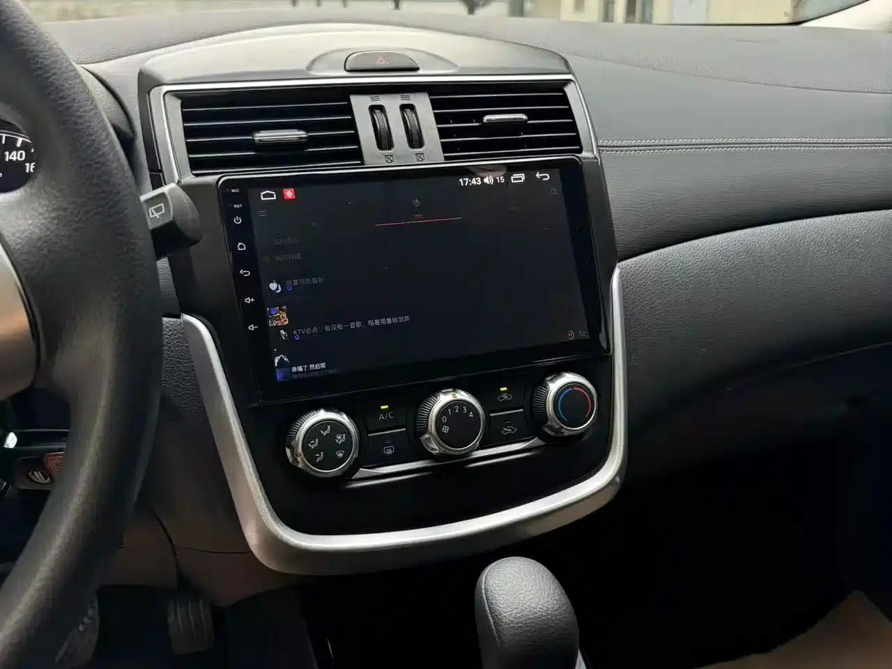 2016 Tiida 1.6L CVT Sport Edition — миниатюра 10