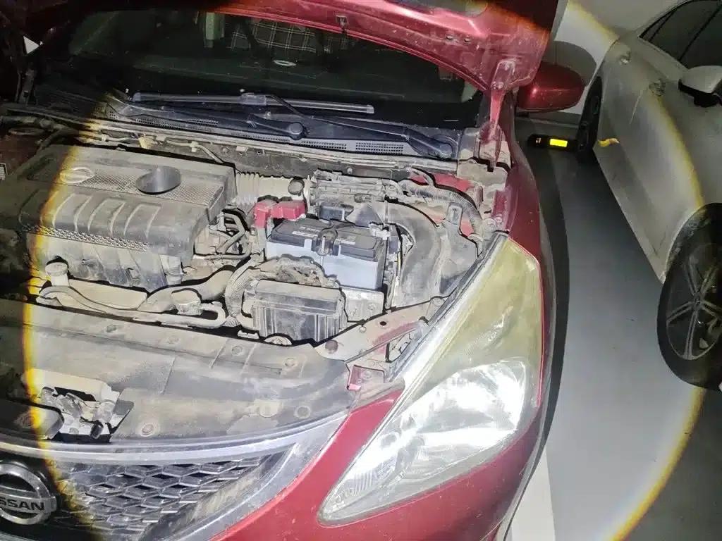 Tiida 2011 1.6L CVT Smart — миниатюра 21