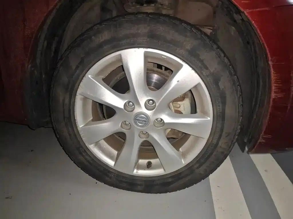 Tiida 2011 1.6L CVT Smart — миниатюра 23