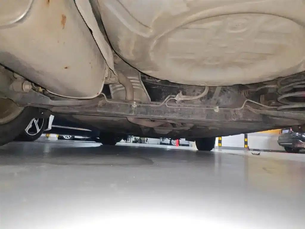 Tiida 2011 1.6L CVT Smart — миниатюра 24