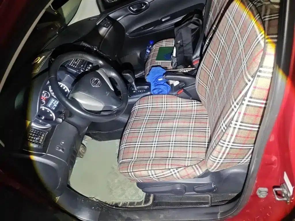 Tiida 2011 1.6L CVT Smart — миниатюра 8