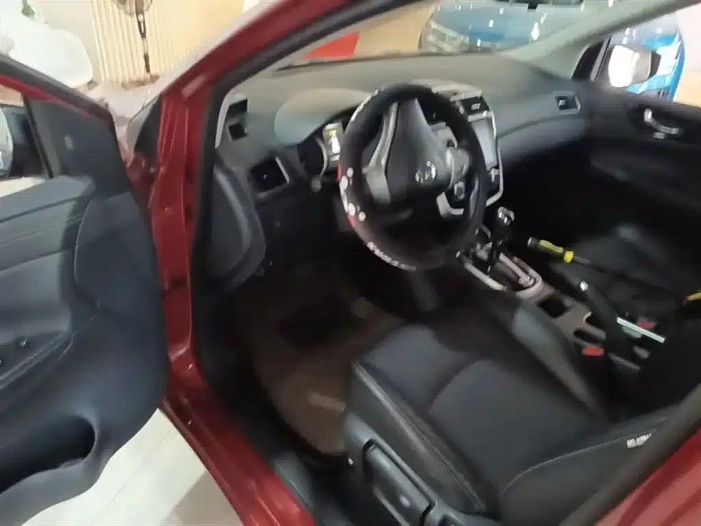 2016 Tiida 1.6L CVT Smart Edition — миниатюра 16